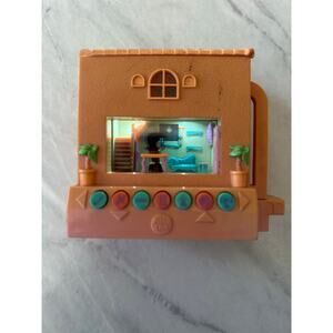 Pixel Chix Dollhouse Pink Mansion House Rooftop Pool Mattel WORK 2005 electronic